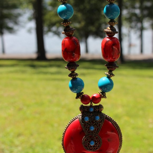 Big Red Tribal Cultural Statement Necklace - Picture 8 of 15